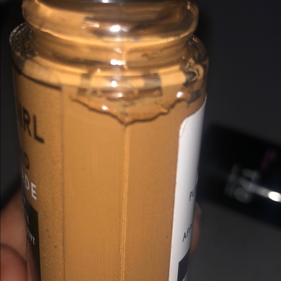 Foundation - Picture 4 of 4